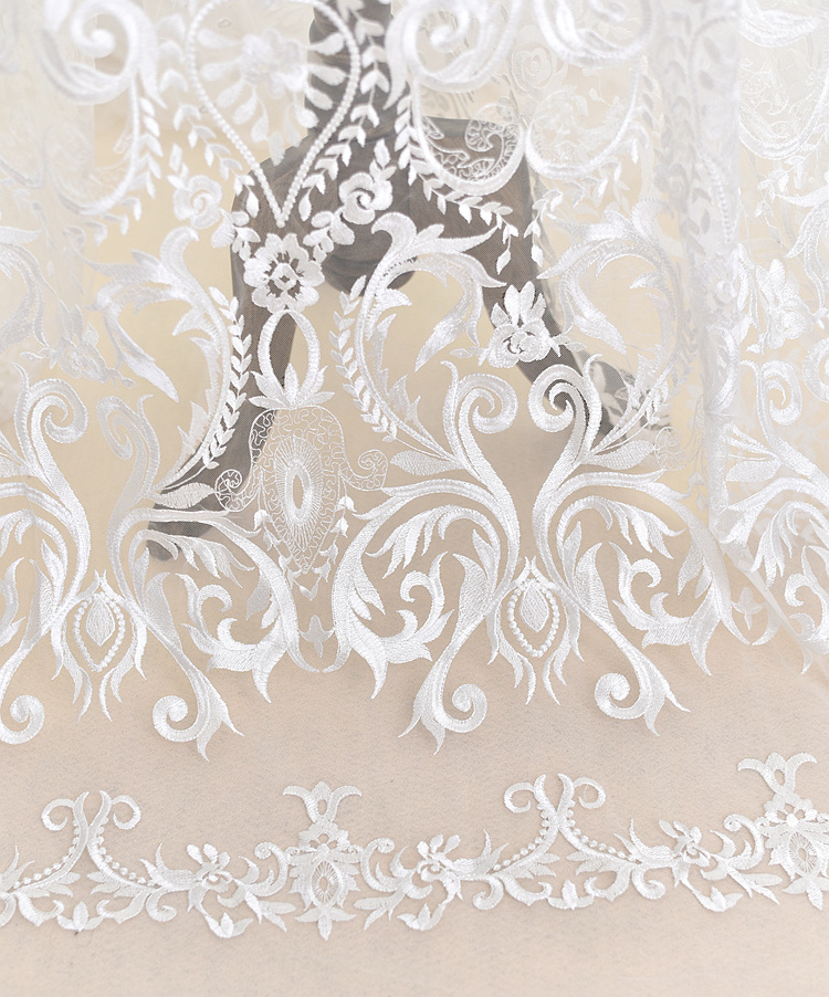 Beautiful Ivory Bridal Embroidery Mesh Lace Fabric for dress