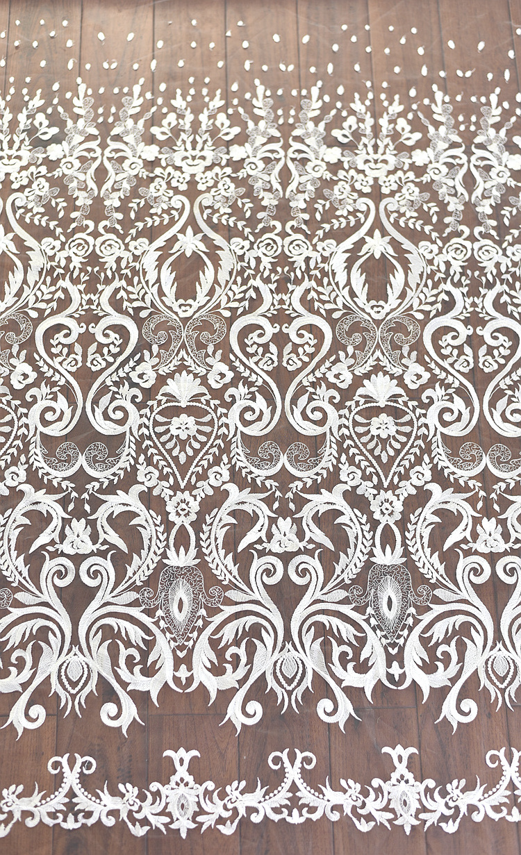 Beautiful Ivory Bridal Embroidery Mesh Lace Fabric for dress