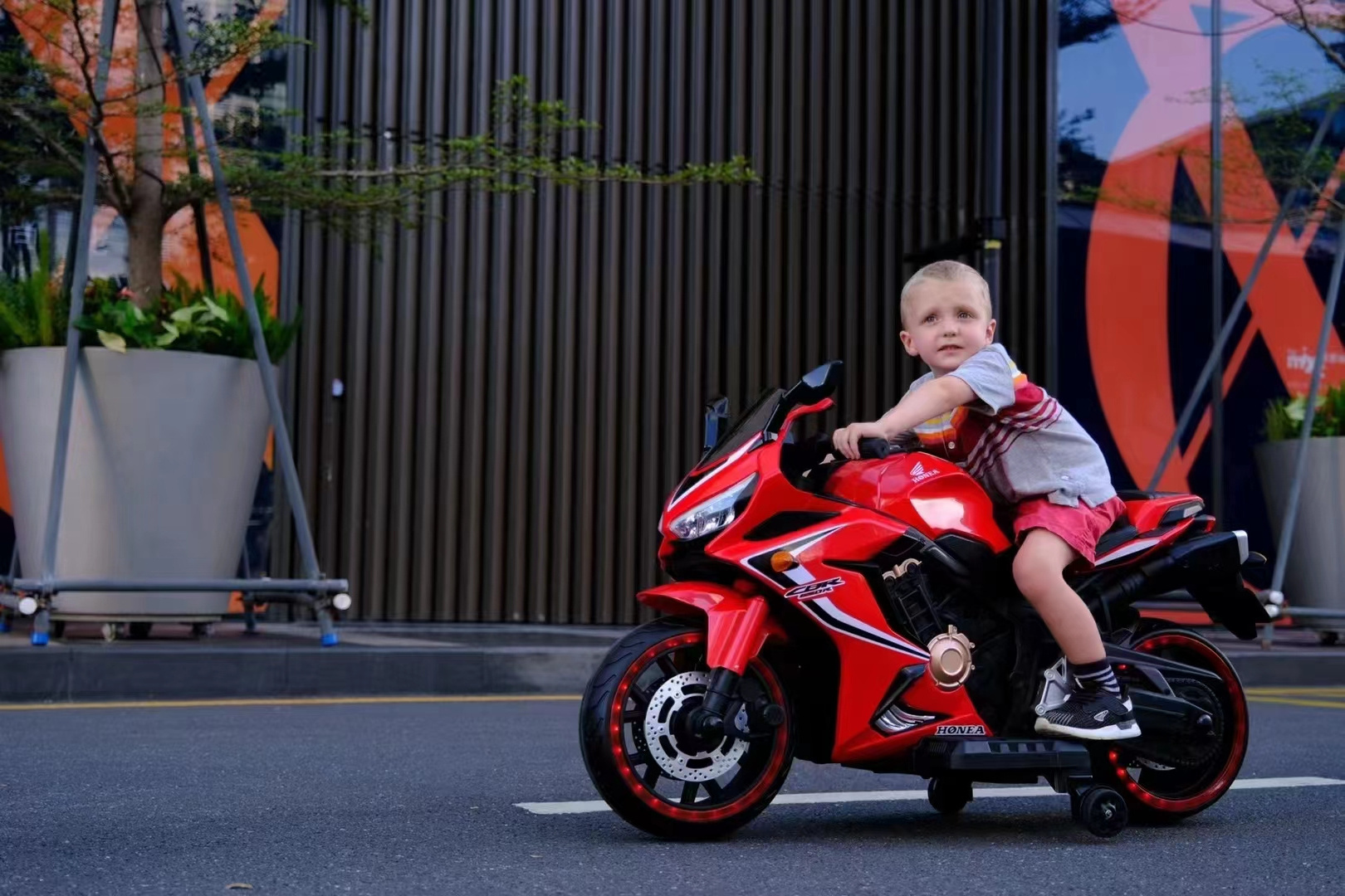 Infants riding cars and motorcycles/Bicycle electric motorcycle for children/Children's large motorcycle