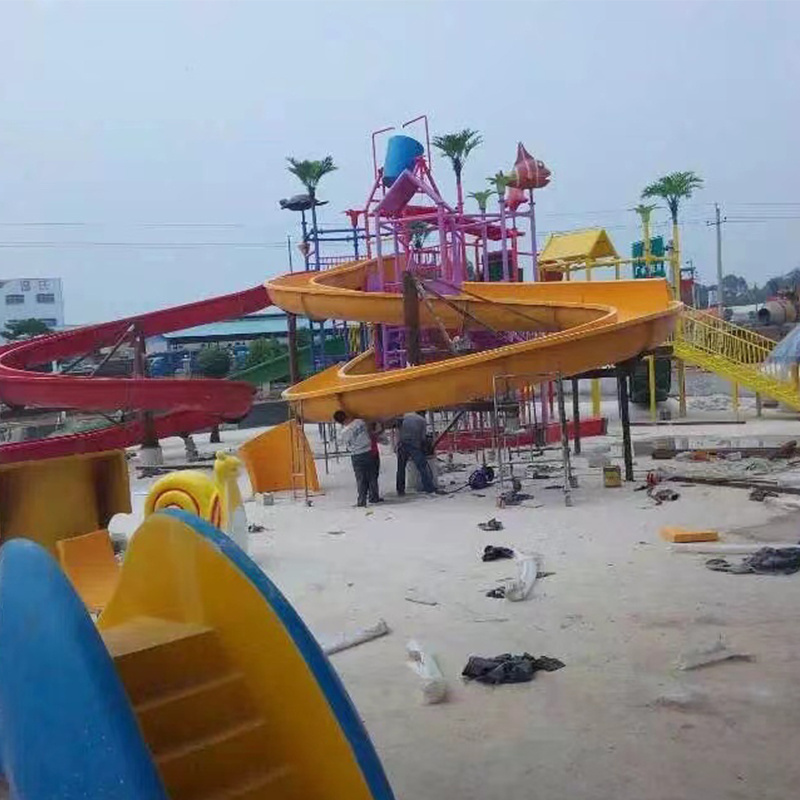 Hot Fiberglass Water Spiral Slides ,Theme Water Park Equipment For Sale