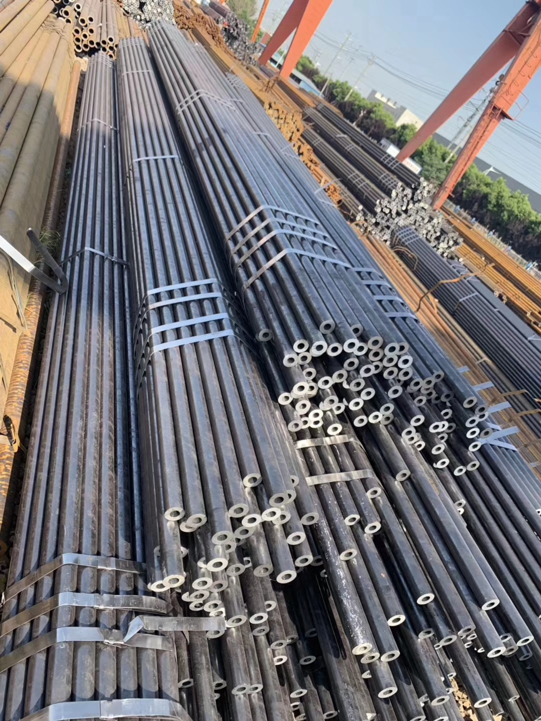 ASTM A106 AA53 API 5L X42  st37 st52 cold drawn seamless carbon steel pipe for pipeline