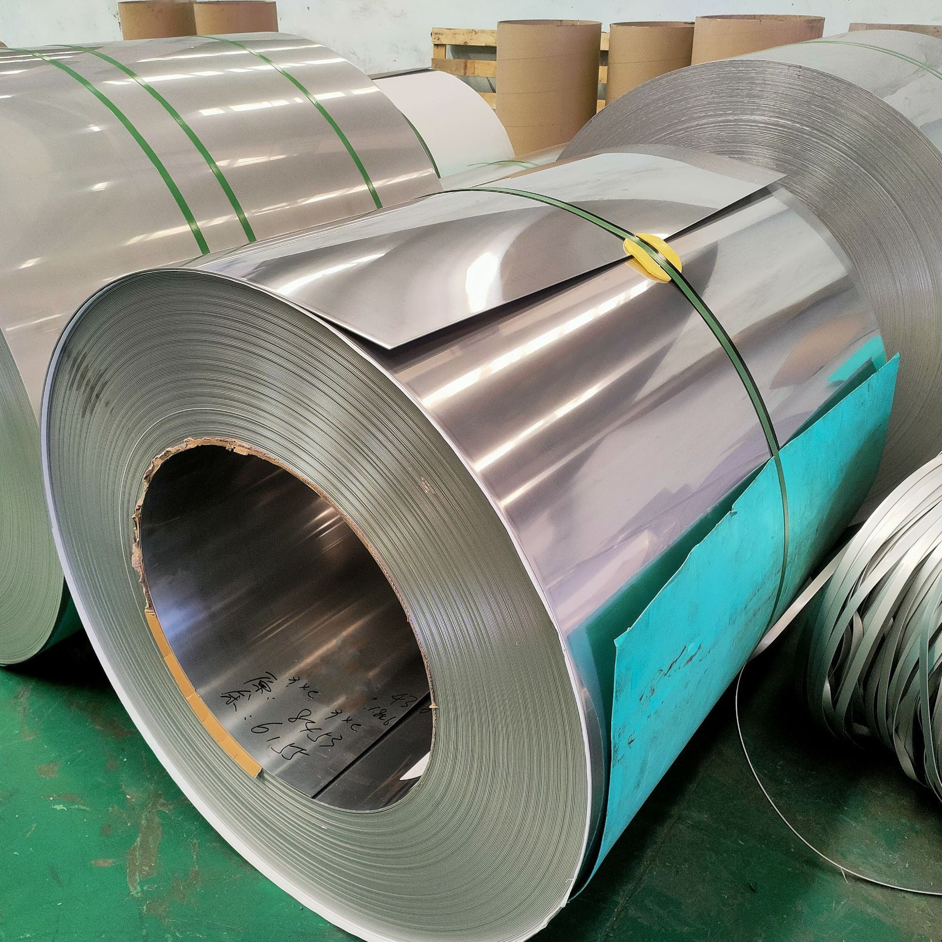 Hot sale 02 304 316 316L 310S 309S 321 410 420 430 201 2b cold rolled stainless steel coil