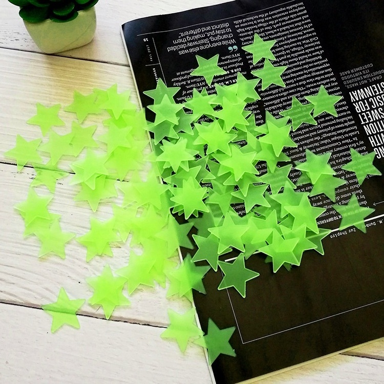 100pcs/bag 3cm Star shape Wall Stickers glow in dark stars Stereo Luminous Fluorescent Paster