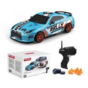 1:24 2.4G RC Drift Racing Car with Light 15km/h 4WD Remote Control Electric Power Source Replaceable Tires for Obstacles