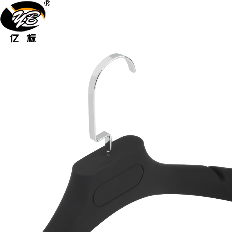 hot sale broad shoulder adult black dress plastic clothes hanger plastic coat hanger