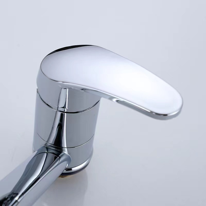 Factory Wholesale Cheap Braas Tap Single Handle Long Neck Faucet Hot And Cold Sink Kitchen Faucets