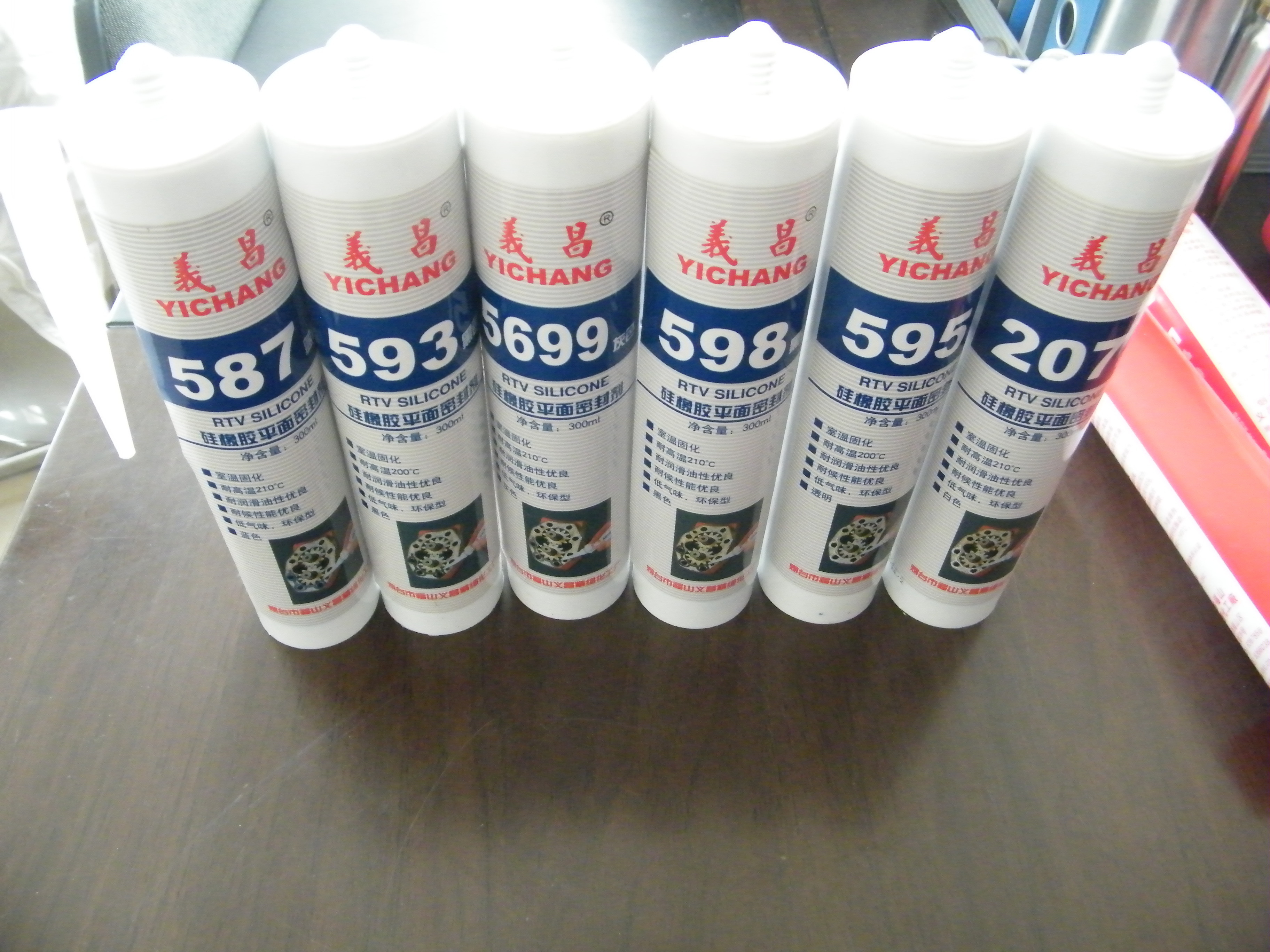 598 RTV silicone sealant for automotive rear bridge engine