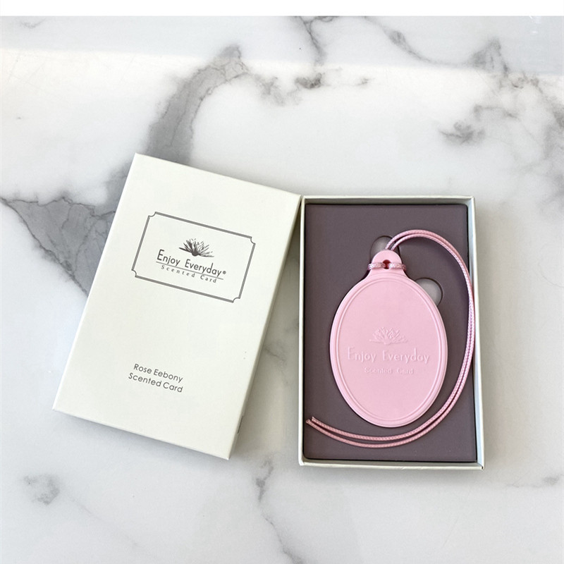 Eco-friendly Plastic Perfume Card Custom Logo&Shape Various Scents Hanging Car Air Freshener Long Lasting Scented Rubber Card