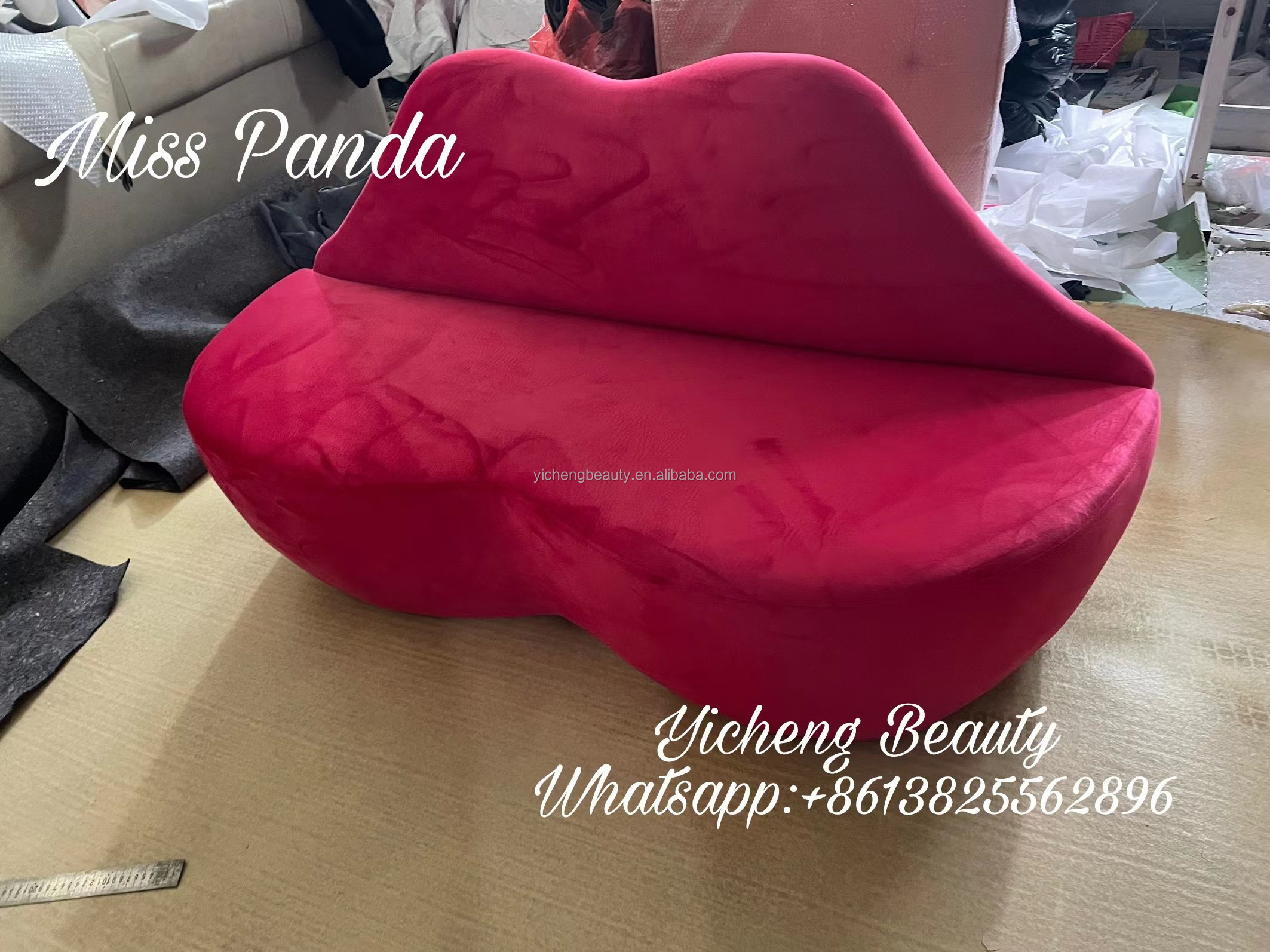 Modern Two Seater home furniture living room couch  hot red lip sexy flaming kiss shaped sofa made in China for sale