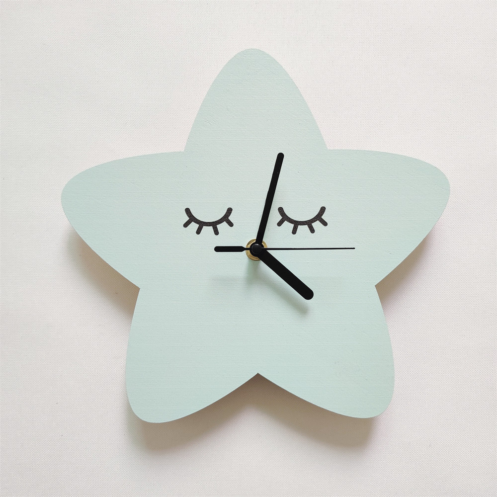 Nordic style five-pointed star wooden silent clock wall decoration Children's room hanging clock