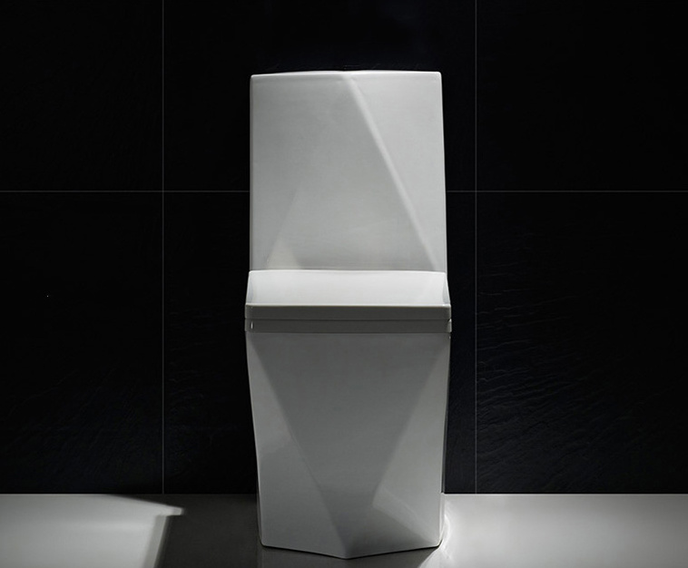 YIDA Elegant Design Revolving Siphonic Pissing One piece Ceramic Toilet