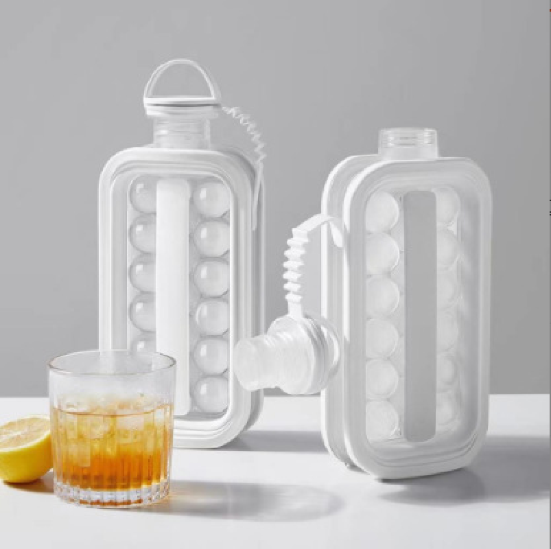 Cute Grid foldable cold water jug ice hockey pot mold household travel silicone ice tray water bottle