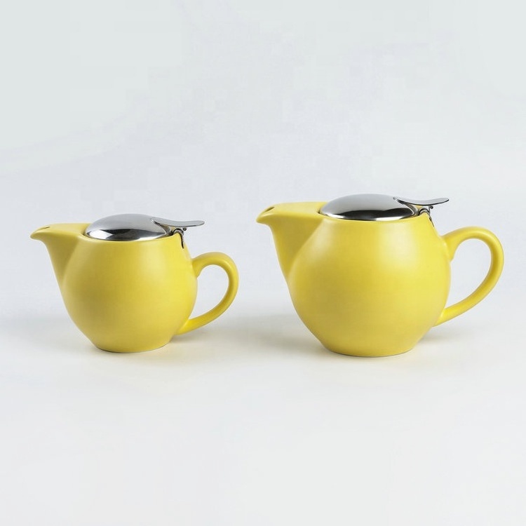 Wholesale modern customized ceramic tea pot and stainless steel strainer tea pot filter