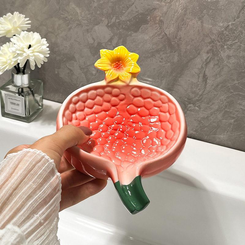 Light Luxury Ceramic Soap Box with Drain Creative Pomegranate Design Toilet Soap Shelving Bath & Toilet Supplies