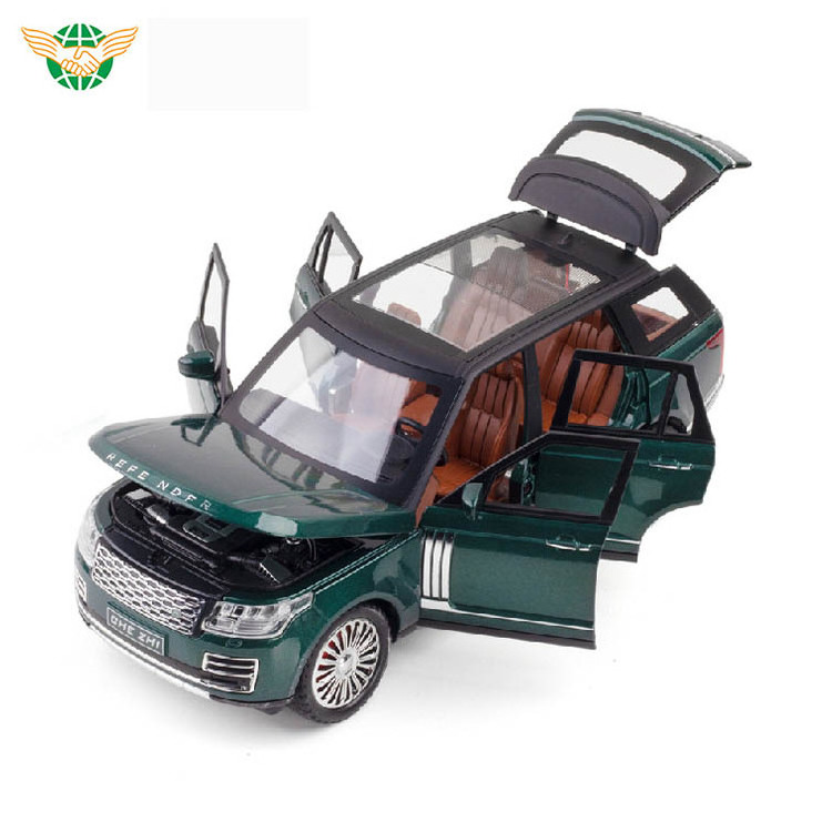 Diecast Car 1/24 Model Car Toy 1/24 Scale Pull Back Range Rover with Sound Light 6 Doors Openable Metal Car for Kids