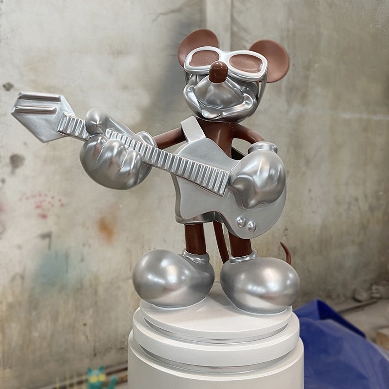 Indoor Resin Cartoon Sculpture Outdoor Plating Crafts Fiberglass Home Decor Toys Life Size Action Figure Bearbrick