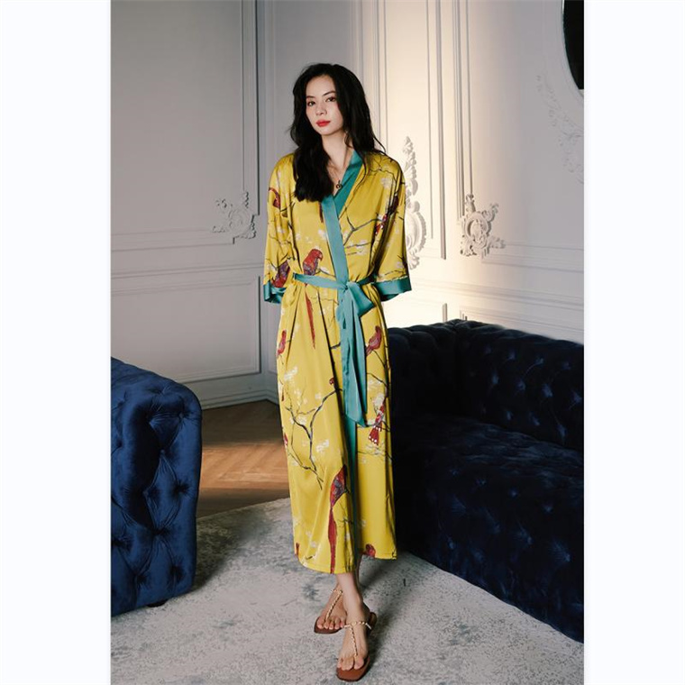 Popular New design Cheap Women Silk Satin Long Robe Kimono Sexy Ladies Bathrobe