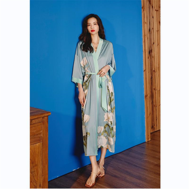 Popular New design Cheap Women Silk Satin Long Robe Kimono Sexy Ladies Bathrobe