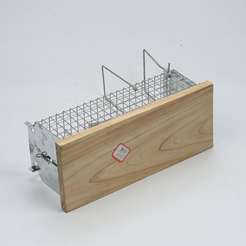 Hot Sale New Wooden Rat Trap Cgae Wholesale Humane Metal Live Mouse Cage