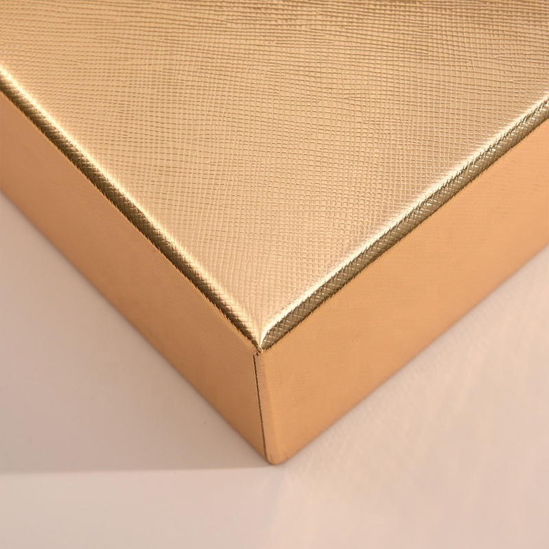 Customized Gold Foil Luxury Logo Rigid Cardboard Small Base And Lid Cardboard Candle Gift Paper Top And Bottom Box