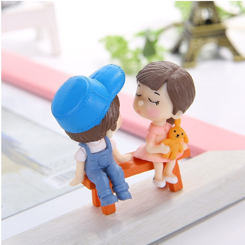 Resin Crafts Custom Dancing Couple Snow Globe Wedding Decorative Gift