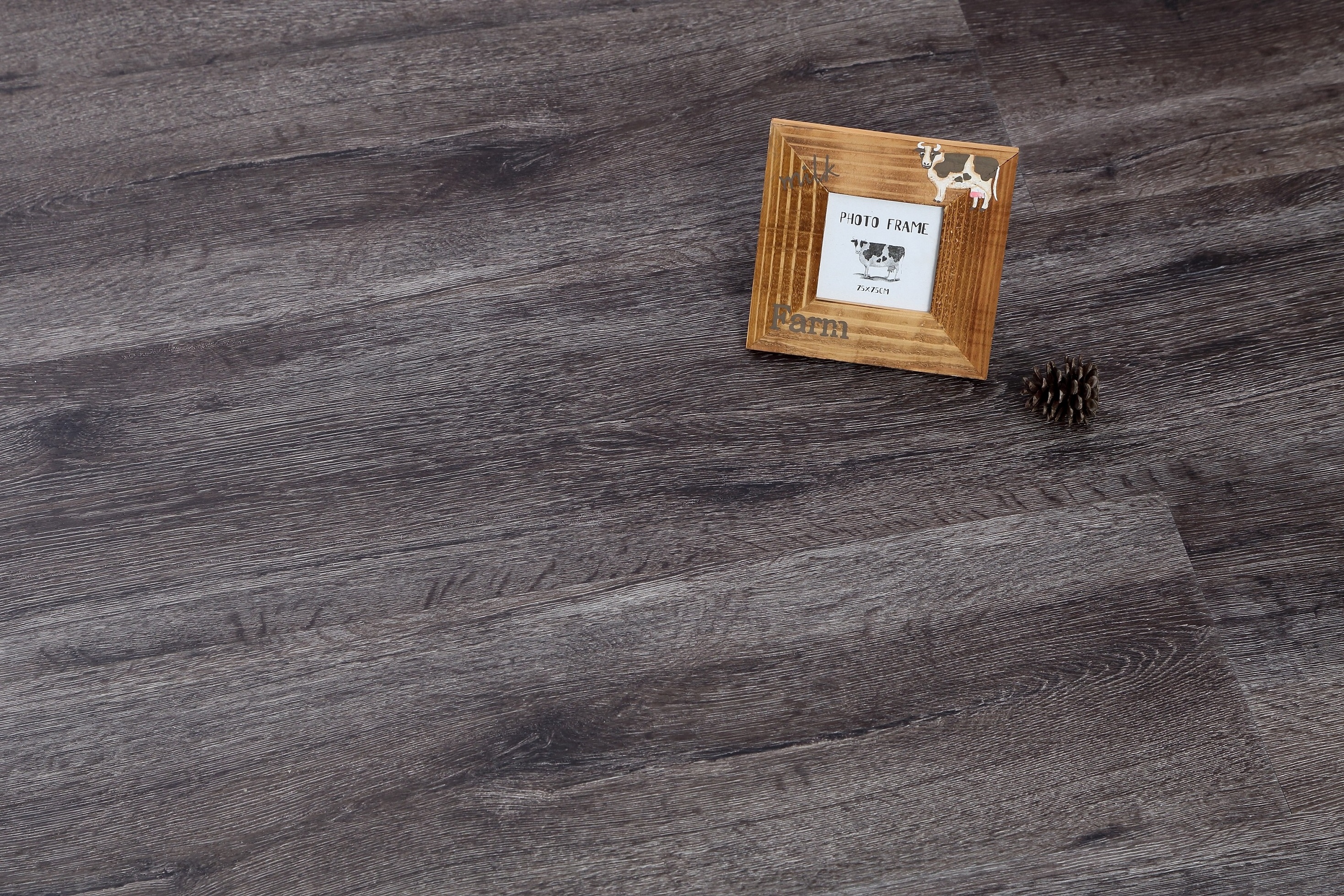 Modern Style Brown Oak 5mm Waterproof Durable Diamond SPC Vinyl Flooring