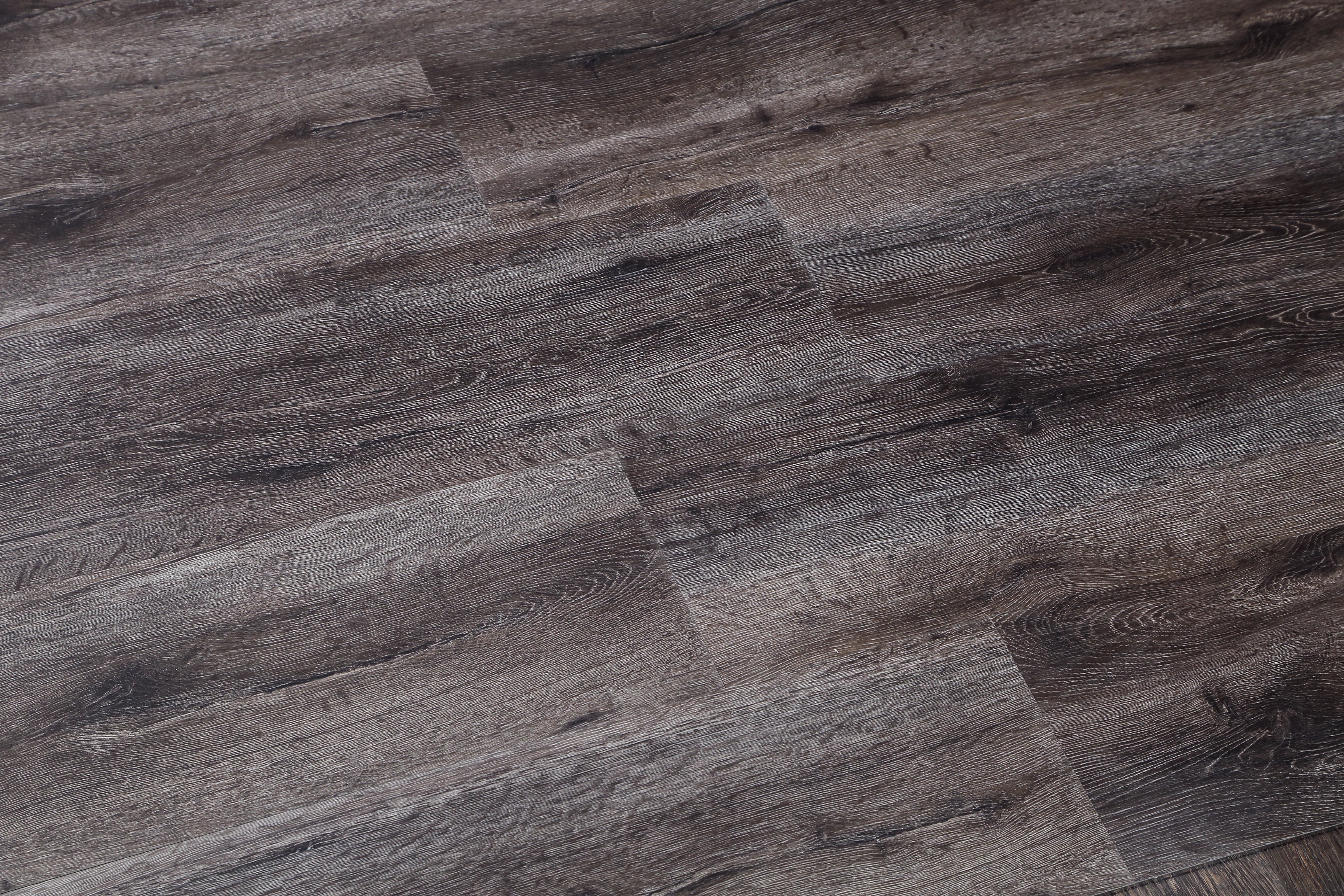 Modern Style Brown Oak 5mm Waterproof Durable Diamond SPC Vinyl Flooring