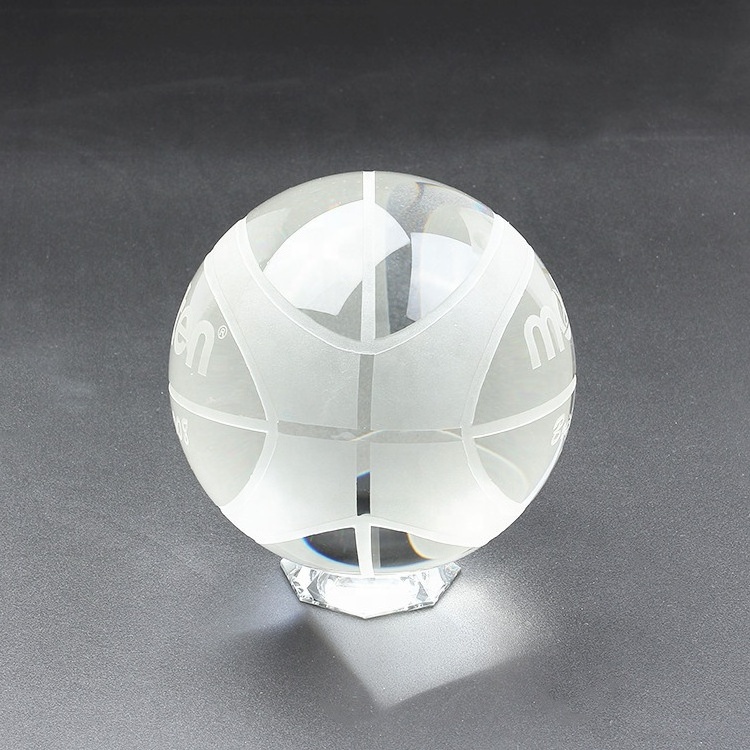 factory custom various crystal ball paperweight crystal football award glass golf ball make any kinds of crystal balls wholesale