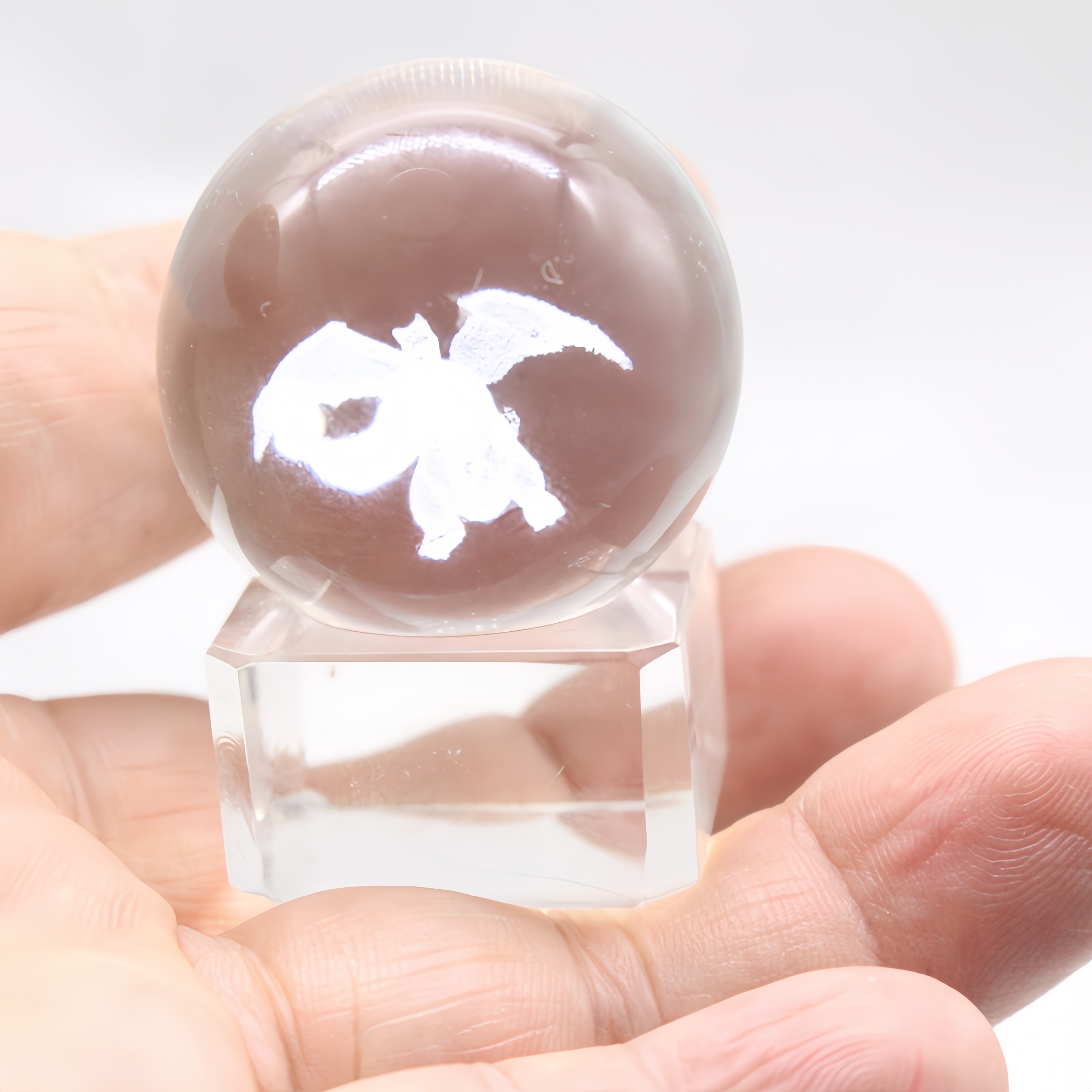 wholesale solid crystal ball / Cheap glass ball with base for customized gifts/ crystal spheres with base for souvenirs gifts