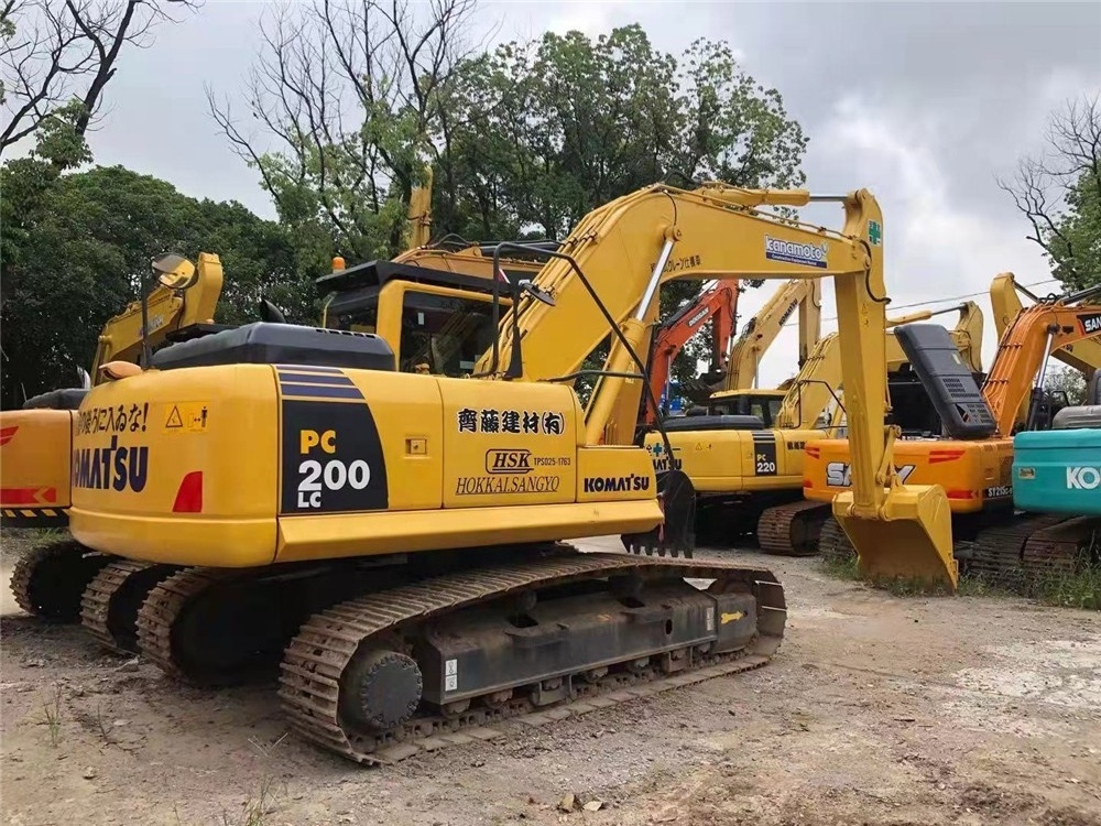 Used Komatsu excavator PC200-8 crawler excavator PC300-7/PC400-8/pc220-8/pc270-7 for sale