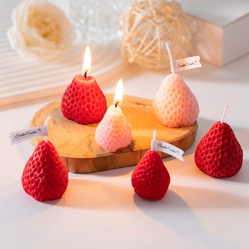 Bulk Selling Creative Pink Strawberry Perfumed Christmas Decorative Scented Candles Lovely Birthday Candle made Soy Wax Set