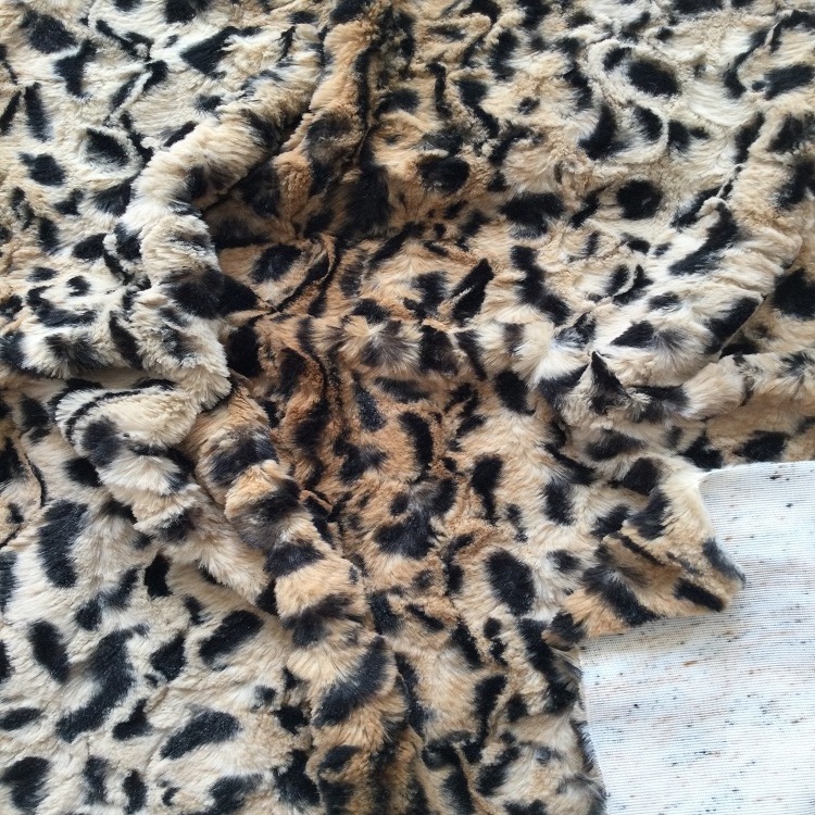 Artificial Pelt Leopard Faux Fur Printed Polyester Minky Soft Plush Fabric For Baby Blanket