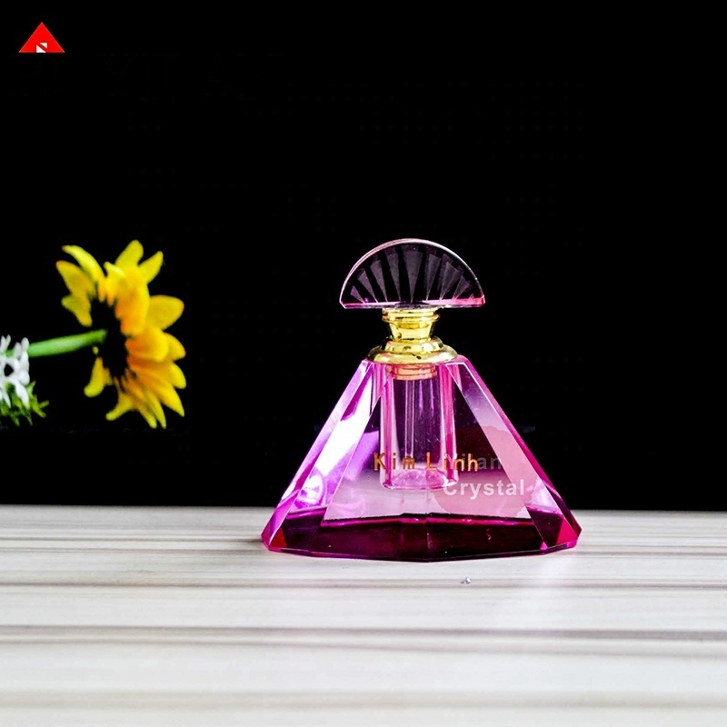 YL-9007 Wholesale 3ml 6ml 12ml Cheap Pink Antique Crystal Perfume Bottles  Empty Perfume Bottle For Car Decoration