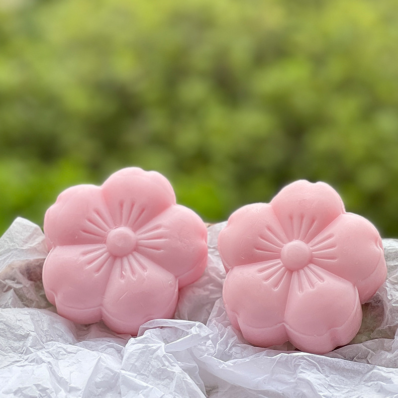 Moisturizing and Whitening Soap fragrance facial anti-aging soap cherry blossom perfume children face hand and body soap