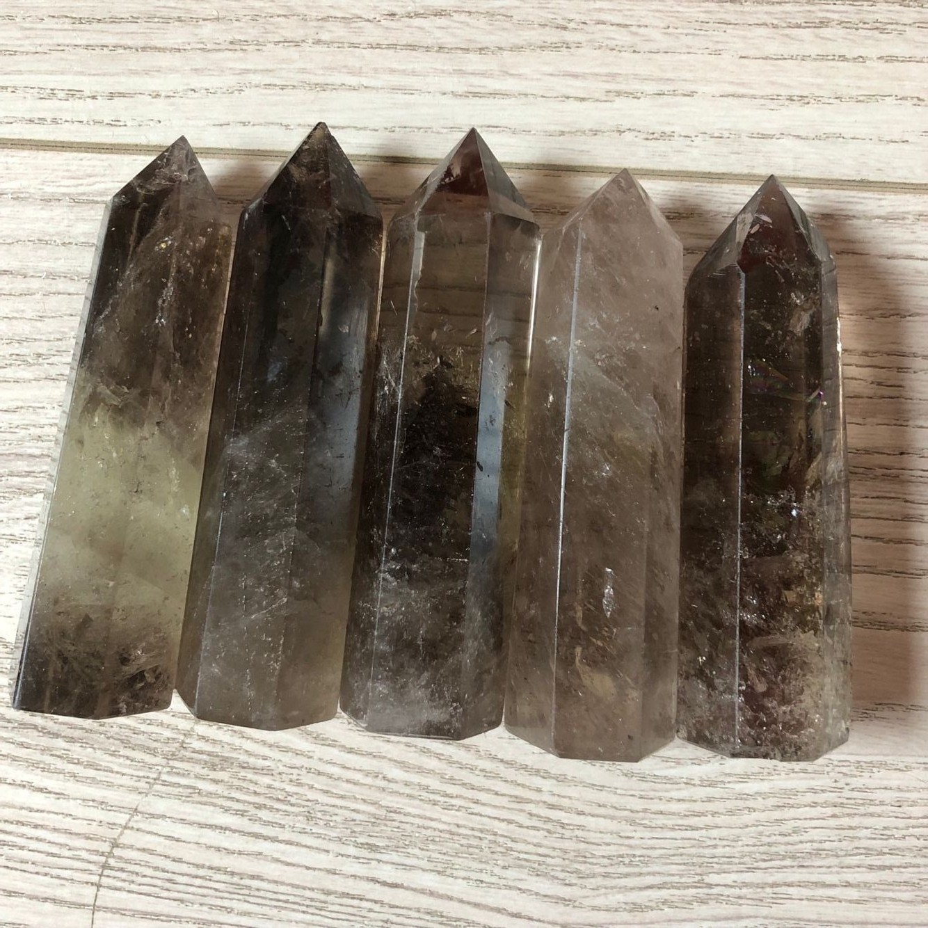 Wholesale natural original stone lucky brown quartz stone wand point column