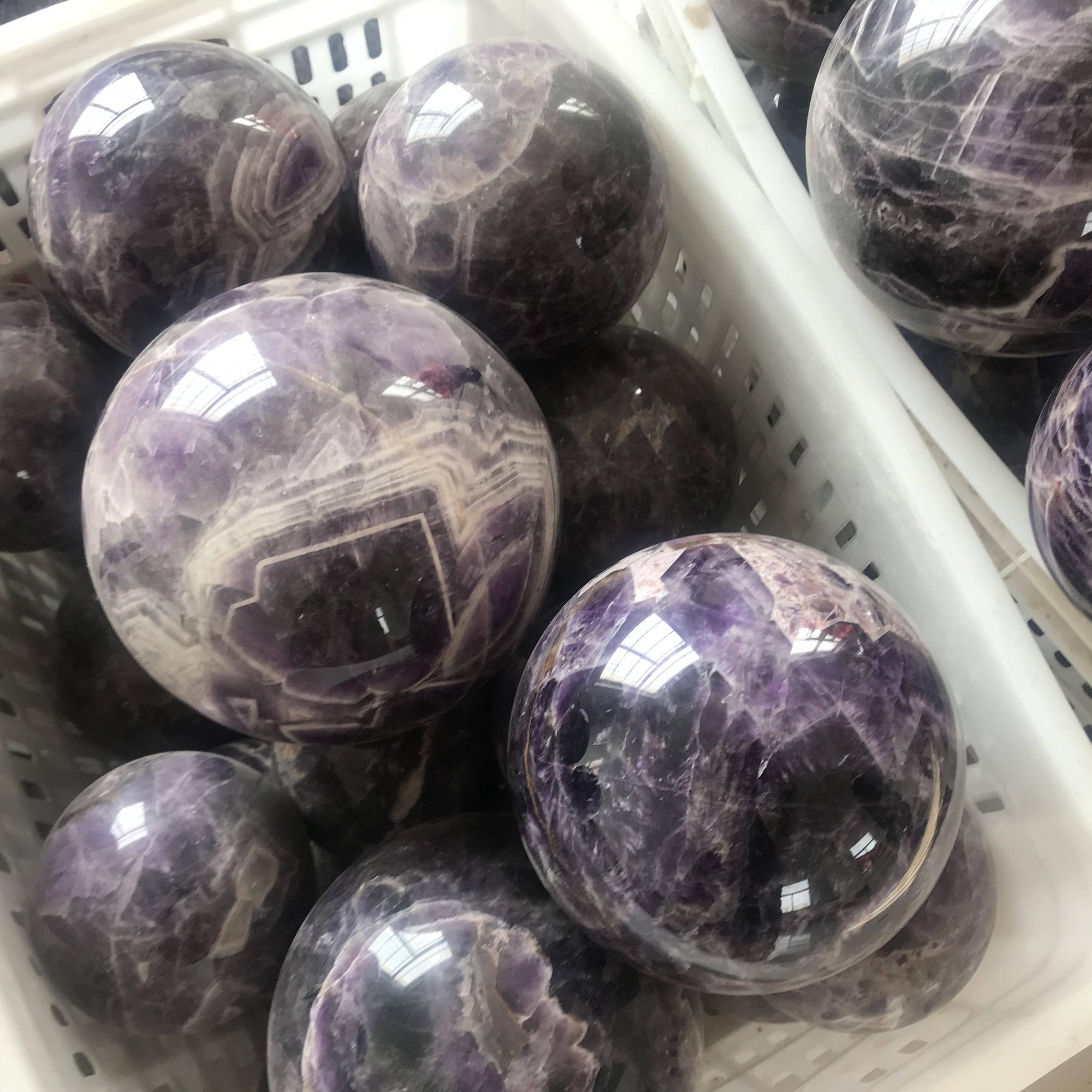 Wholesale Natural Gemstones Sphere Healing dream amethyst Crystal Balls for Decoration