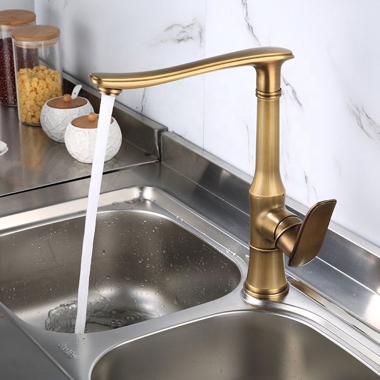 Elephant Trunk Shape Design Antique Brass Swivel Spout Kitchen Faucet Single Handle Kitchen Sink Mixer