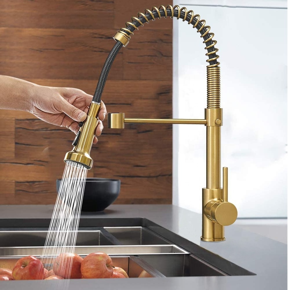 Yile popular brushed gold brass kitchen sink faucet  pull out