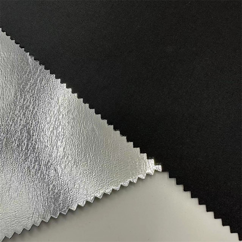 600D Reflective aluminum coated flame retardant waterproof Oxford fabric for outdoor photographic equipment