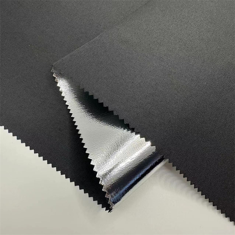 600D Reflective aluminum coated flame retardant waterproof Oxford fabric for outdoor photographic equipment