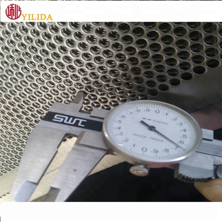 Customizable Stainless Steel Round Hole Perforated Metal Mesh Screen