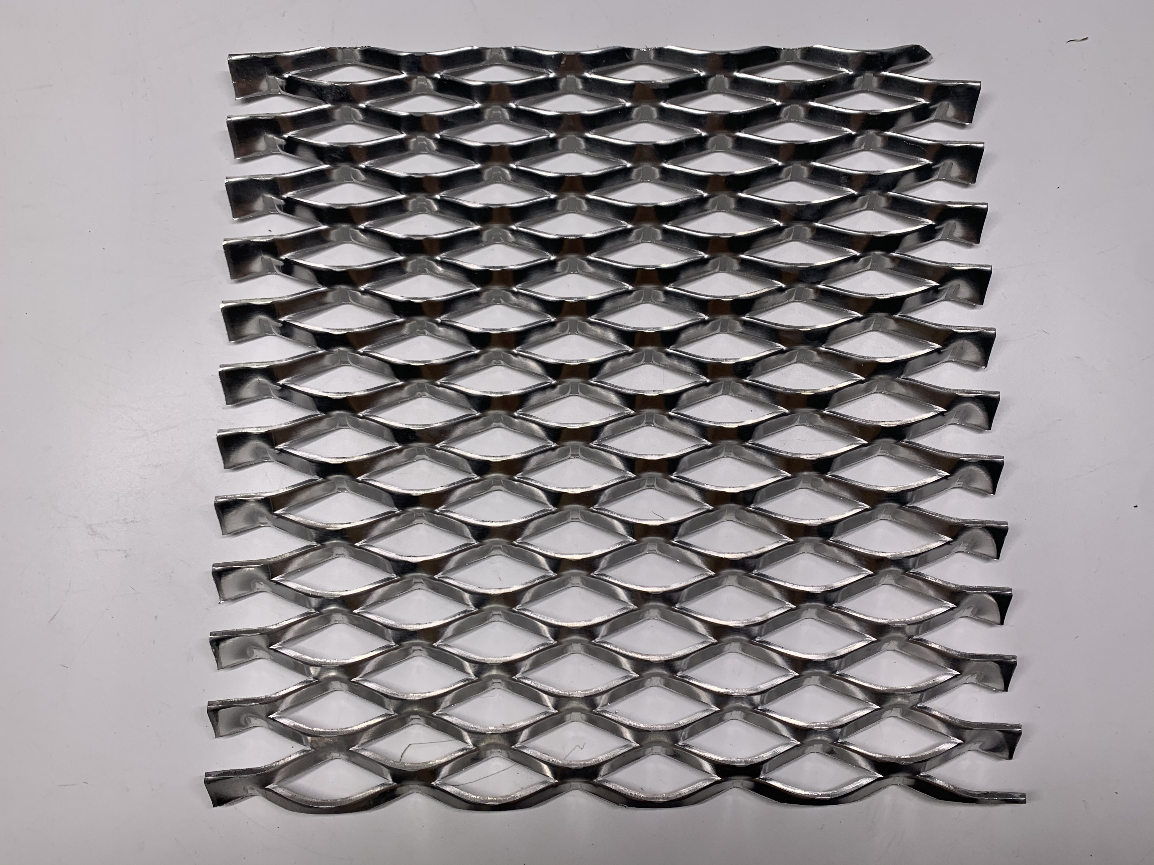 Catwalk Grating Carbon Steel (Standard/Raised - Reverse Diamond) Expanded Metal Mesh