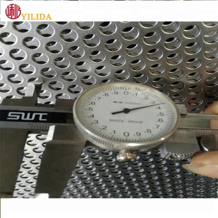 Customizable Stainless Steel Round Hole Perforated Metal Mesh Screen