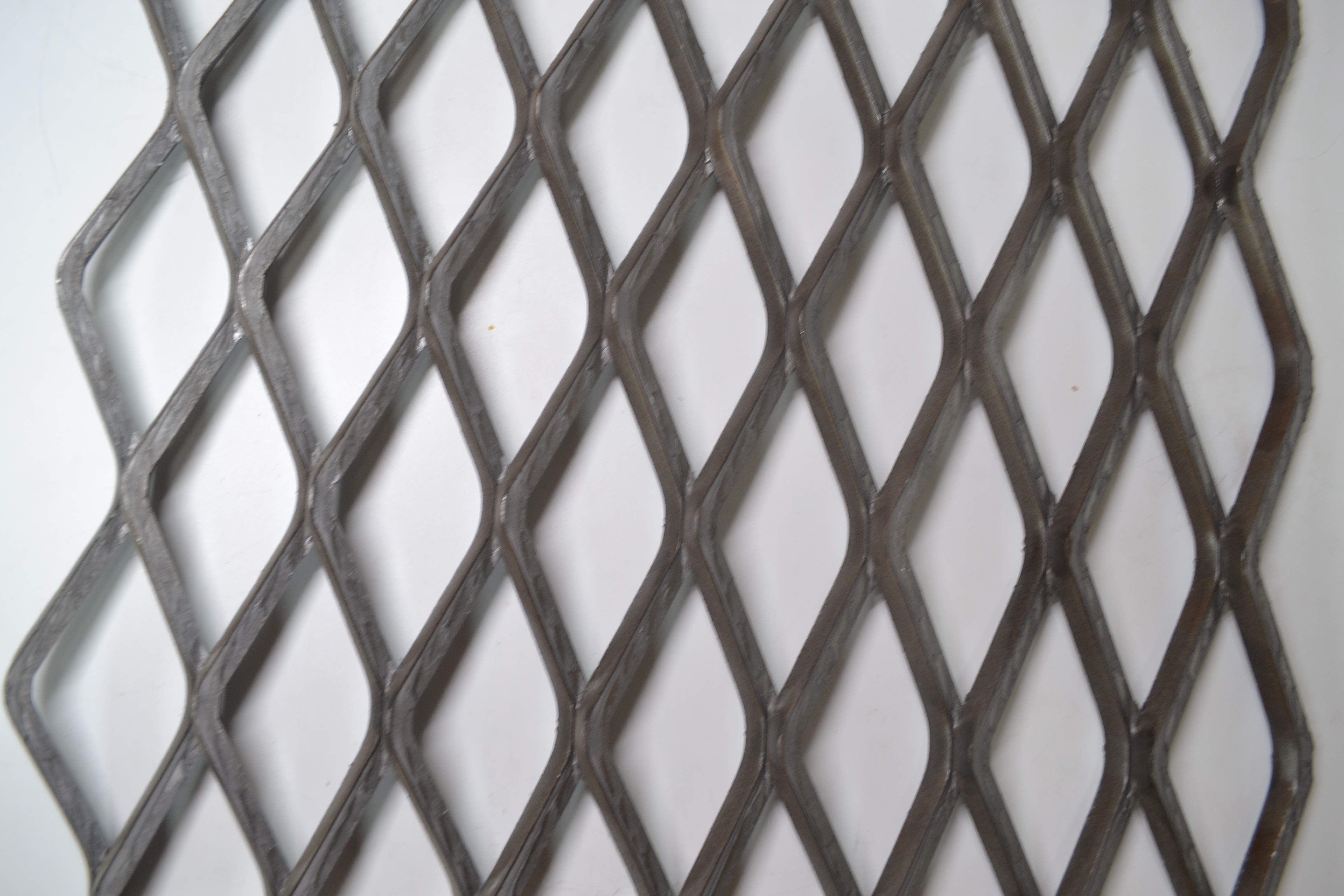 Catwalk Grating Carbon Steel (Standard/Raised - Reverse Diamond) Expanded Metal Mesh