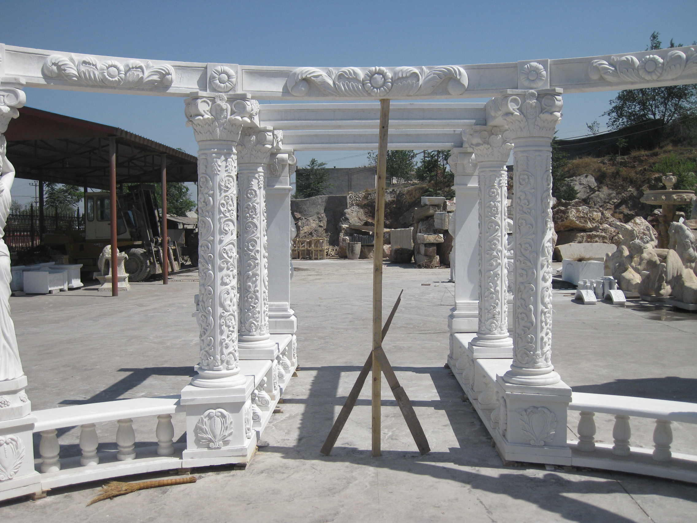 Outdoor Round Metal Roof White Marble Garden Pavilion Statue Stone Gazebo Carving