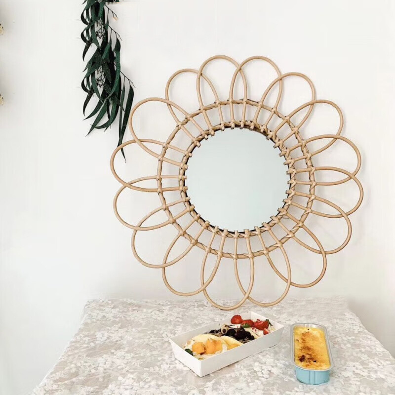 Wholesale Natural Wall Hanging Decoration Item Rattan Hanging Mirror Antique Wicker Mounted Mirror Home Decor