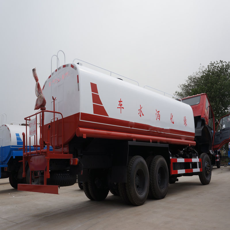 Factory Price DONGFENG 6x4 15m3 RHD Drinking Water Truck 20m3 Sanitation Irrigation 18T Street Cleaning Washer Manufacturer