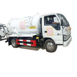 ISUZU 4x2 4x4 RHD 5m3 Sewage Fecal Vacuum Suction Collecting Truck 5T Septic Tank Pumping Trucks 8m3 Toilet Suction Truck