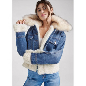 OEM Outdoor Windbreaker Jeans Fur Jacket Fashion Trim Trucker Jean Jacket Women's Fur Winter Denim Coat