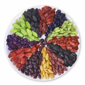 Factory wholesale Xinjiang four color raisins boutique black currant red rose raisins